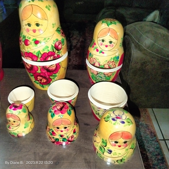 1992 Mockba Russian Nesting Dolls - Picture 1 of 10